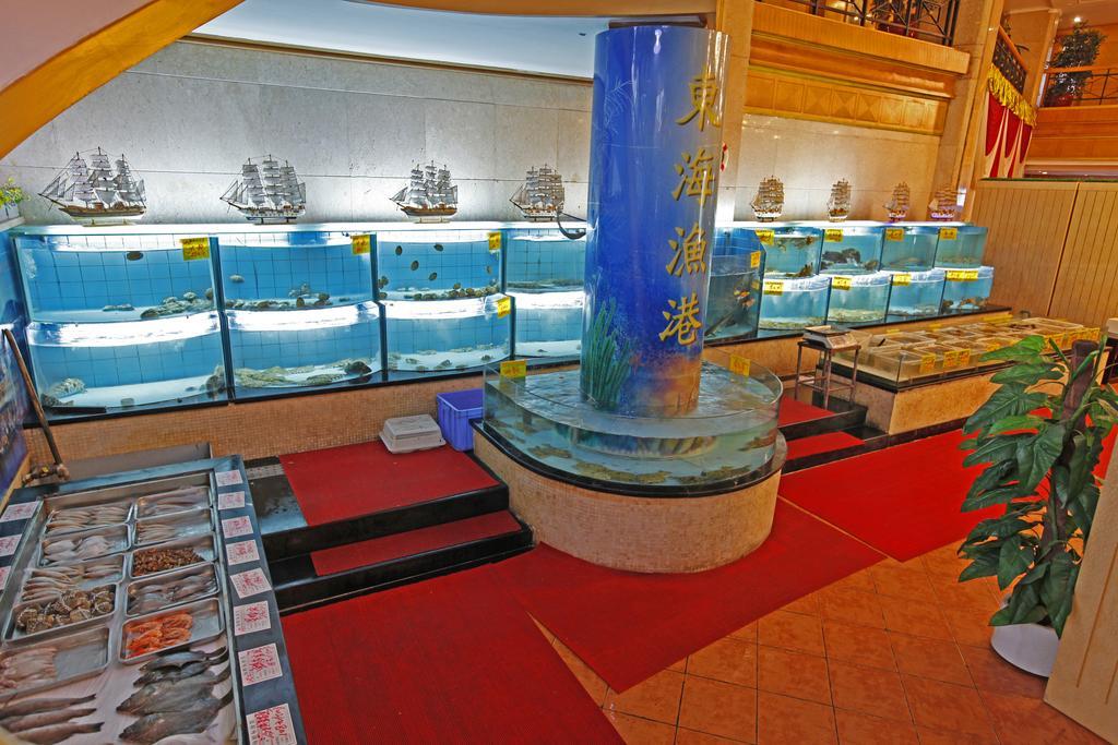 Donghai Grand Hotel Циндао Екстериор снимка